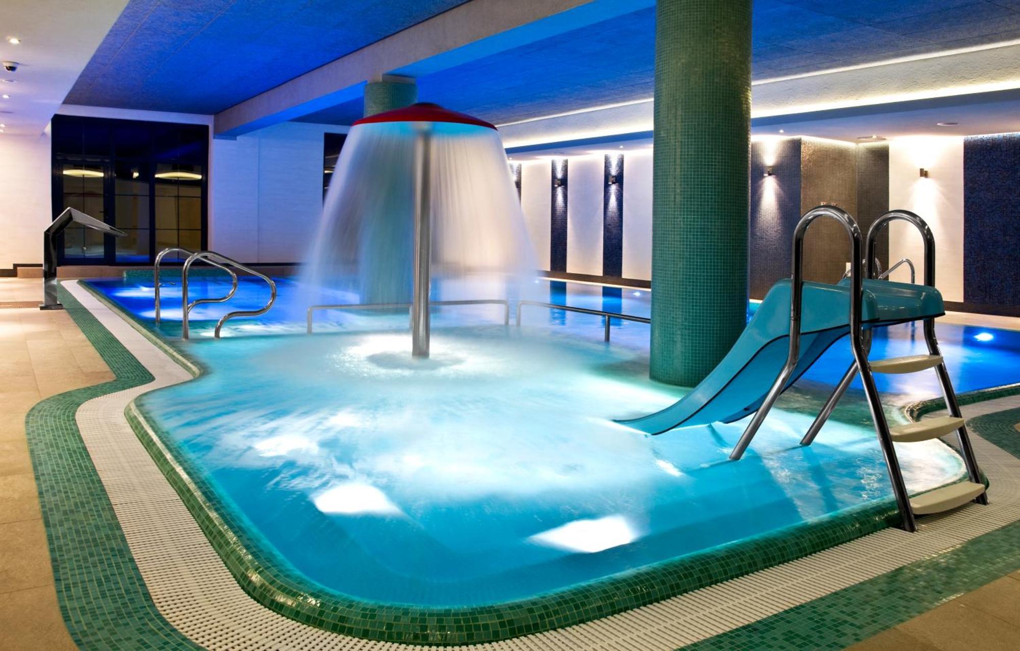 Hotel Mlyn Aqua Spa Biblioteka Elblag Exteriör bild